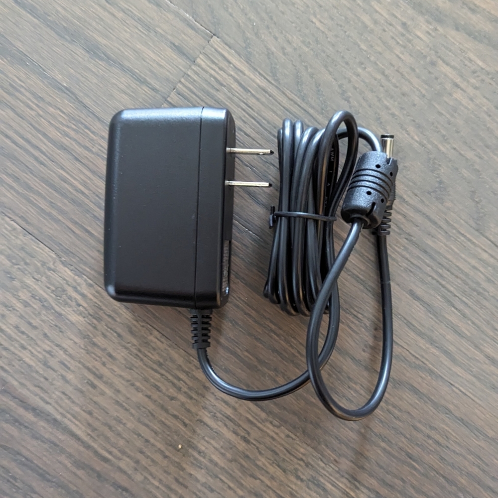 Medela Pump in Style with MaxFlow Power Adaptor